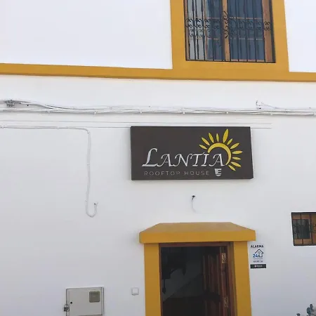 Lantia Rooftop House-3